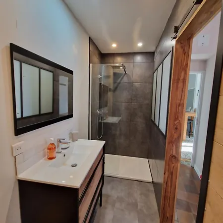 Double Avec Salon Chez L Habitant-maison Llapasset Appartement *